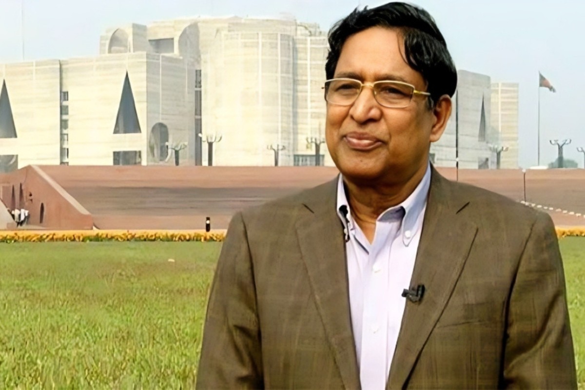 স্ত্রী-মেয়েসহ সাবেক কৃষিমন্ত্রী আব্দুর রাজ্জাকের ৯টি ব্যাংক হিসাব অবরুদ্ধ