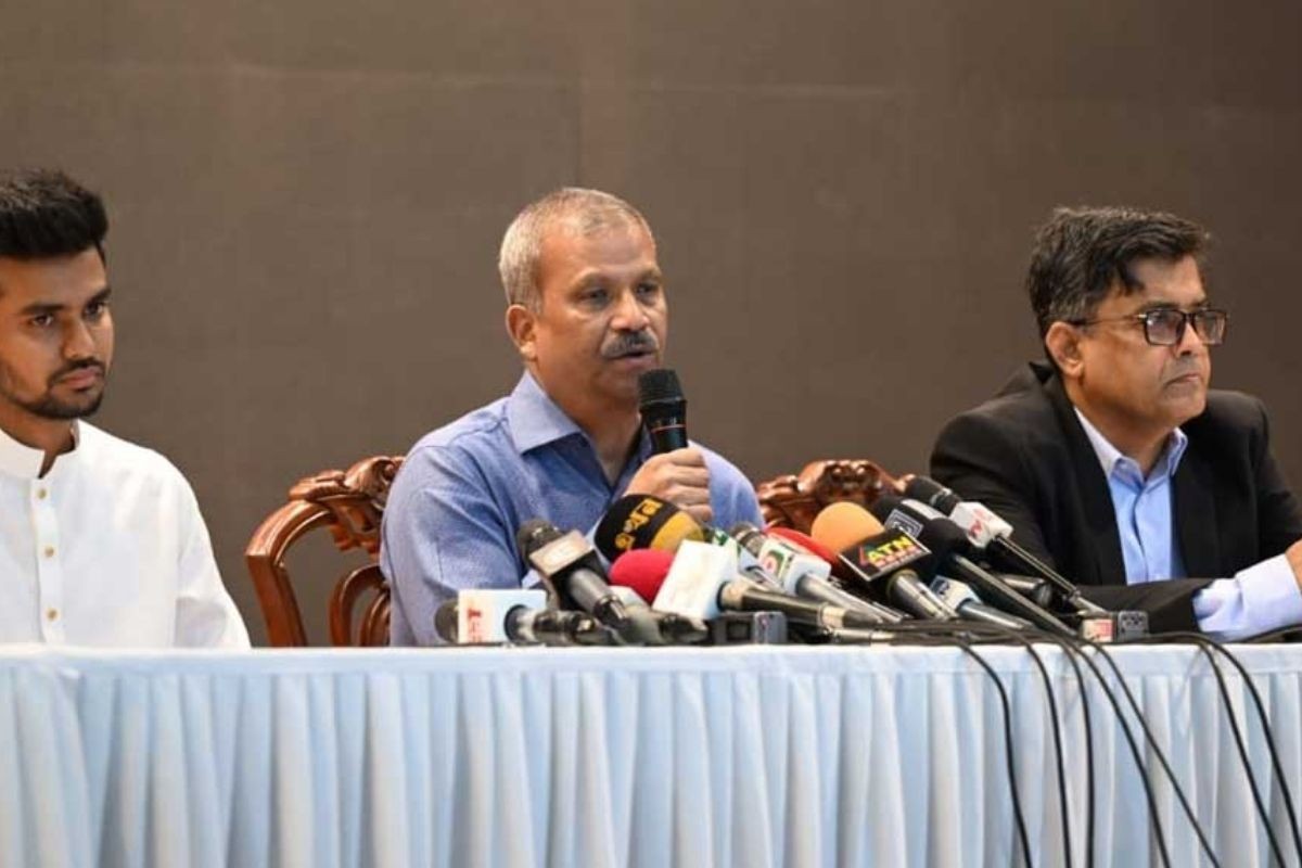 স্বয়ংক্রিয়ভাবে বাতিল হবে সাইবার সুরক্ষা আইনে করা মামলাগুলো: ড. আসিফ নজরুল