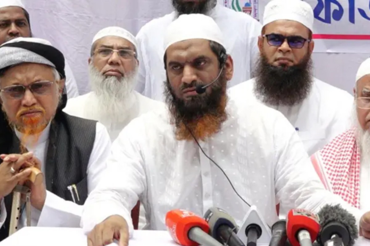 সরকারকে চাপে রাখতে মাঠে হেফাজত