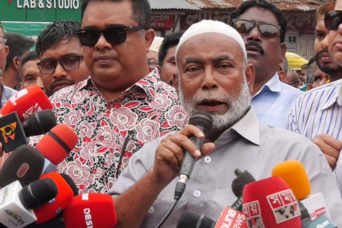 ২৪ ঘণ্টার মধ্যে মামলা রেকর্ড না হলে থানা ঘেরাও করা হবে: মোস্তাফিজার রহমান