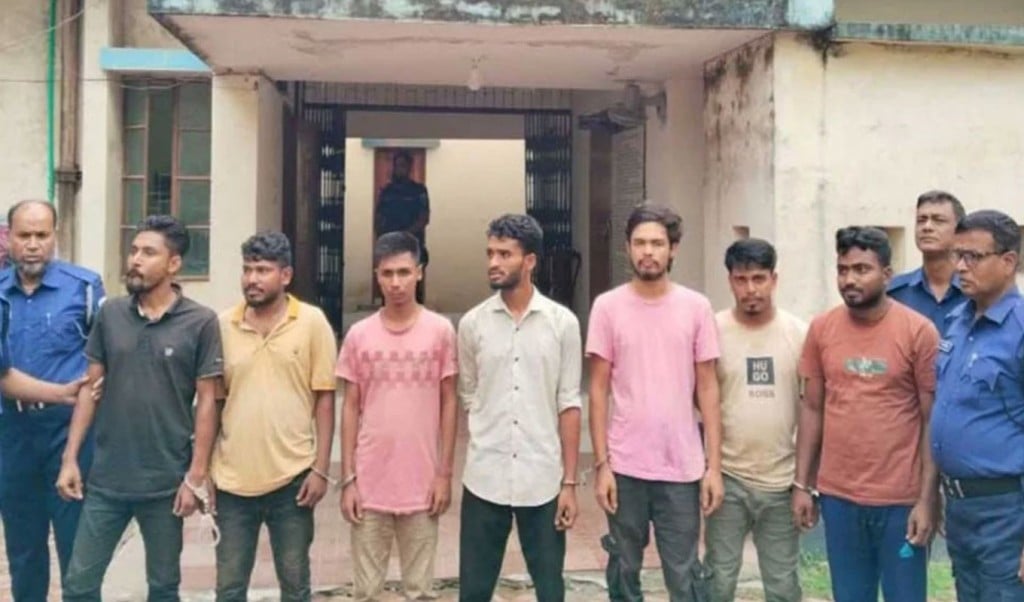 ৭১ টন সরকারি চাল জব্দের ঘটনায় ছাত্রদলের ৭ নেতাকর্মী কারাগারে 1748677922 ৭১ টন সরকারি চাল জব্দের ঘটনায় ছাত্রদলের ৭ নেতাকর্মী কারাগারে