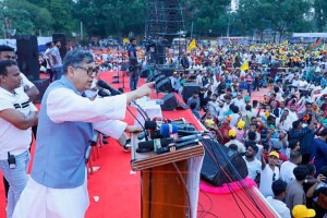 ‘আপনার কি আক্কেলজ্ঞান নাই?’– প্রধান উপদেষ্টাকে সালাহউদ্দীন