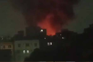 হাজারীবাগে ট্যানারির গুদামে আগুন