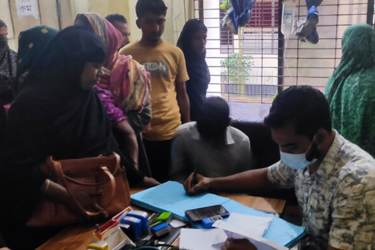 ব্রাহ্মণবাড়িয়ায় ১ বিড়ালের কামড়ে শিশুসহ আহত ৩