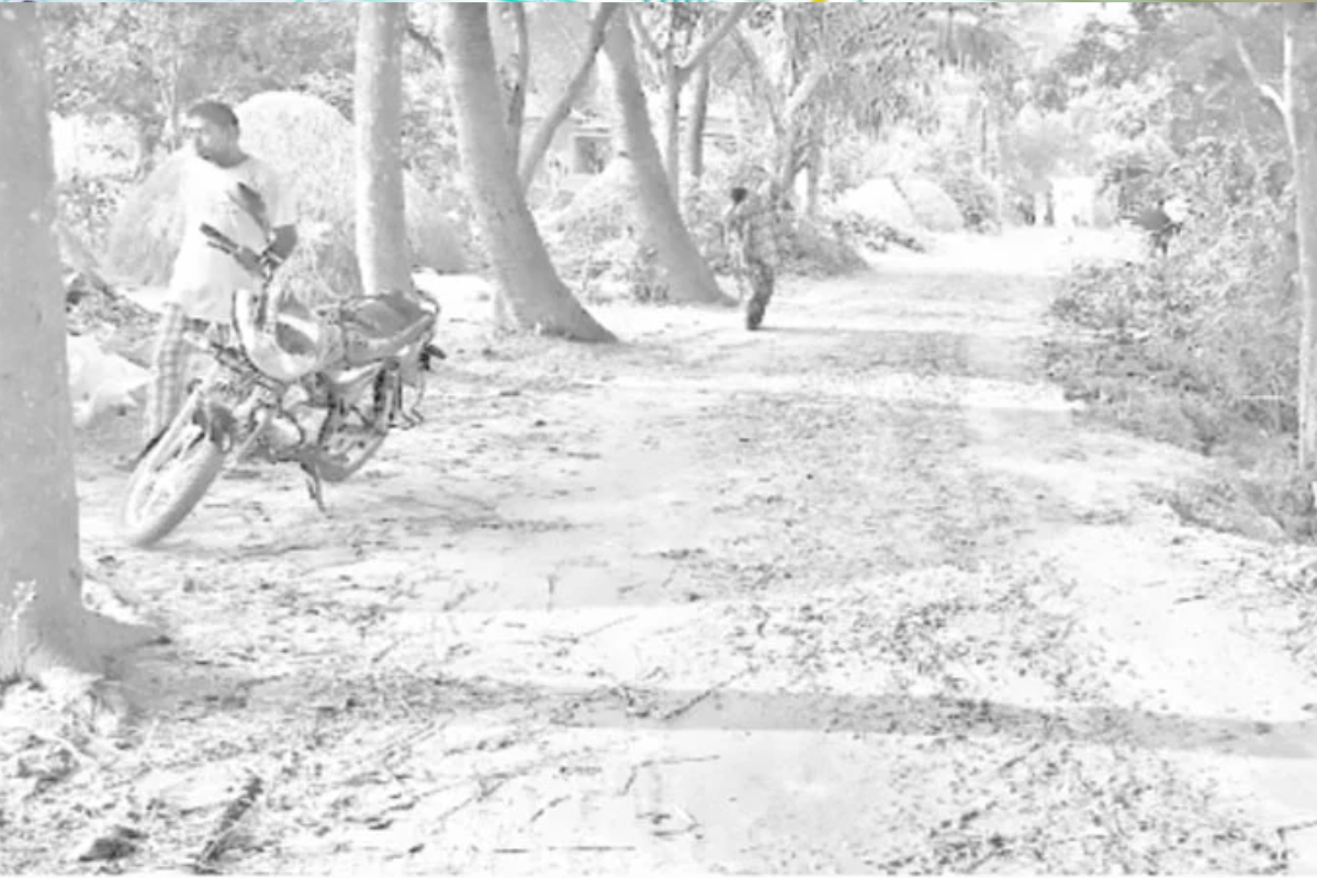 কাজ বাকি রেখে বিল নিয়ে লাপাত্তা ঠিকাদার
