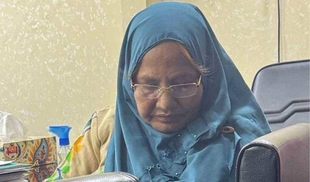 অধ্যাপক আনোয়ারা 1748791266 অধ্যাপক আনোয়ারাকে কারাগারে পাঠানোর ঘটনায় এইচআরএফবি‘র নিন্দা ও প্রতিবাদ
