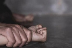 আইন কলেজে ছাত্রীকে ধর্ষণ, পাহারা দেন দুই ছাত্র!