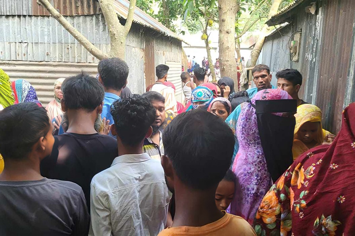 সিরাজগঞ্জে স্ত্রীকে গলা কেটে হত্যার পর স্বামীর আত্মহত্যার চেষ্টা