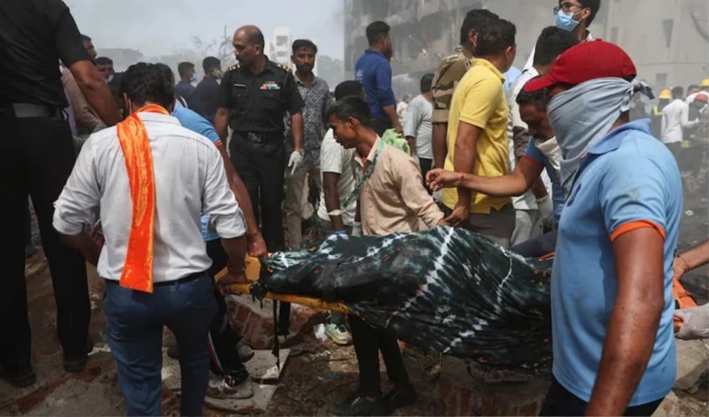 আহমেদাবাদে উড়োজাহাজ বিধ্বস্ত ৩০ মৃতদেহ উদ্ধার 1749730716 আহমেদাবাদে উড়োজাহাজ বিধ্বস্ত: ৩০ মৃতদেহ উদ্ধার