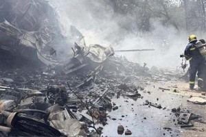 আহমেদাবাদে বিধ্বস্ত বিমানে ছিলেন ১৬৯ ভারতীয় ও ৫৩ ব্রিটিশ নাগরিক