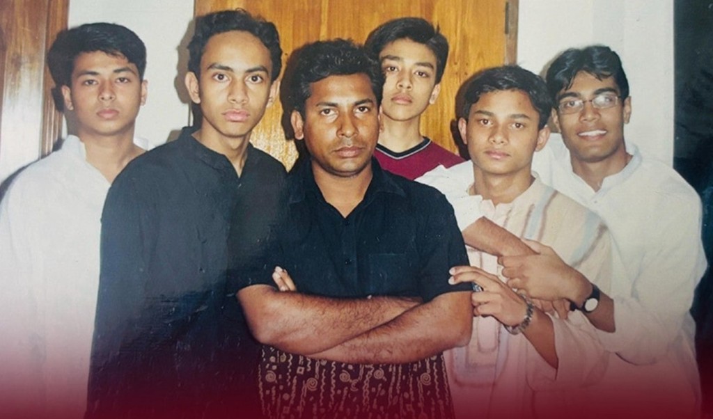 ই হক কোচিংয়ের ‘শামীম স্যার থেকে পর্দার মোশাররফ করিম 1750770325 কোচিংয়ের ‘শামীম স্যার’ থেকে পর্দার মোশাররফ করিম