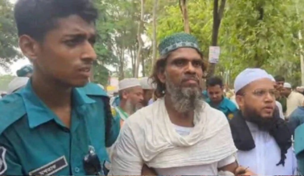 ইসলামী আন্দোলনের সমাবেশ থেকে দেশীয় অস্ত্রসহ আটক এক 1751103731 ইসলামী আন্দোলনের সমাবেশ থেকে দেশীয় অস্ত্রসহ আটক এক