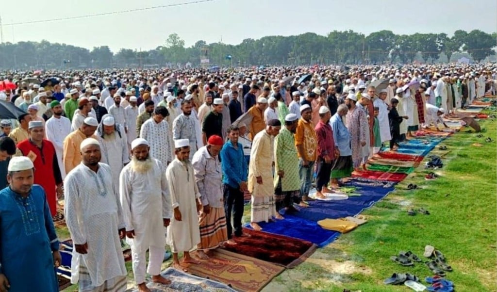 ঈদগাহে 1749281778 ঐতিহাসিক গোর-এ শহীদ ময়দানে ঈদুল আজহার জামাত অনুষ্ঠিত
