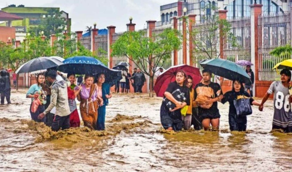 উত্তর পূর্ব ভারতে ভয়াবহ বন্যা ও ভূমিধস নিহত অন্তত ৩০ 1748774623 উত্তর-পূর্ব ভারতে ভয়াবহ বন্যা ও ভূমিধস, নিহত অন্তত ৩০