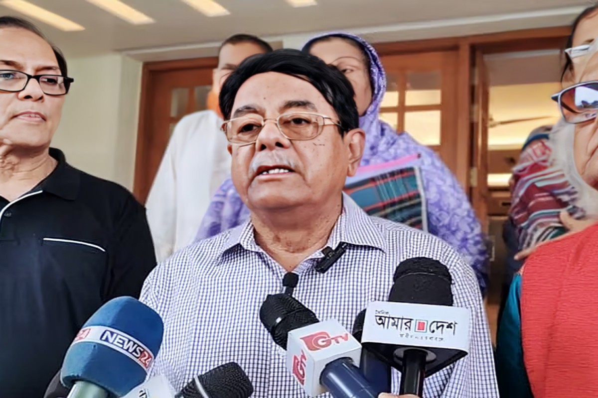 ‘একটি ফুলকে বাঁচাব বলে’ গানের শিল্পী আপেল মাহমুদ প্রমাণ করলেন তিনি ছিলেন বীর মুক্তিযোদ্ধা