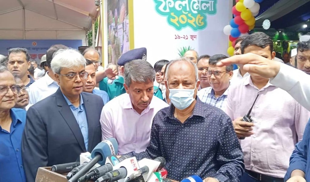 কৃষি উপদেষ্টা 1750316698 দেশি ফল খেলে বৈদেশিক মুদ্রা সাশ্রয় হবে: কৃষি উপদেষ্টা