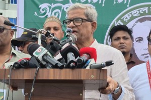 ক্রীড়াঙ্গন রাজনীতিমুক্ত হওয়া উচিত: মির্জা ফখরুল