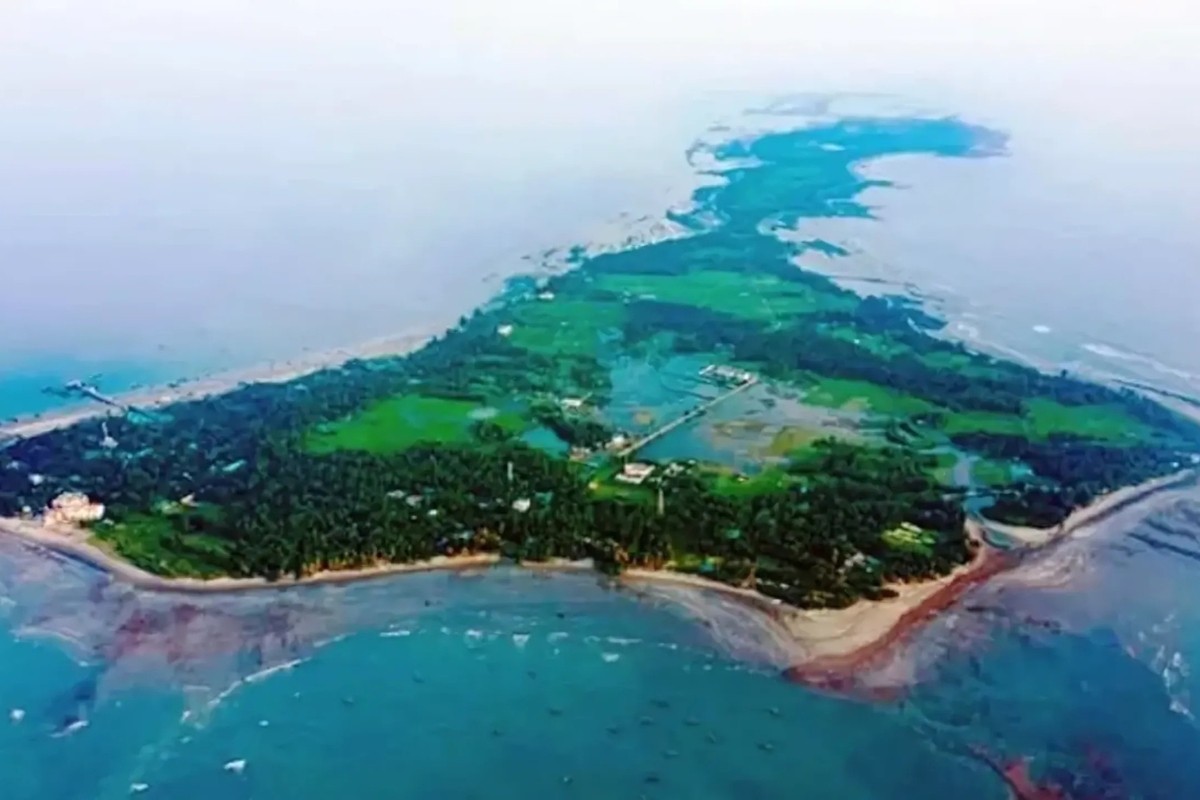 খাদ্য নেই, বিদ্যুৎ নেই—ছয় দিন ধরে অবরুদ্ধ সেন্ট মার্টিন