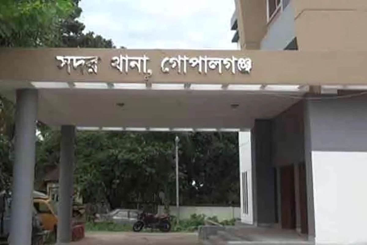 কবিরাজের ভ্যান চোর শনাক্তের জেরে দুই পক্ষের সংঘর্ষ, আহত অর্ধশাতাধিক