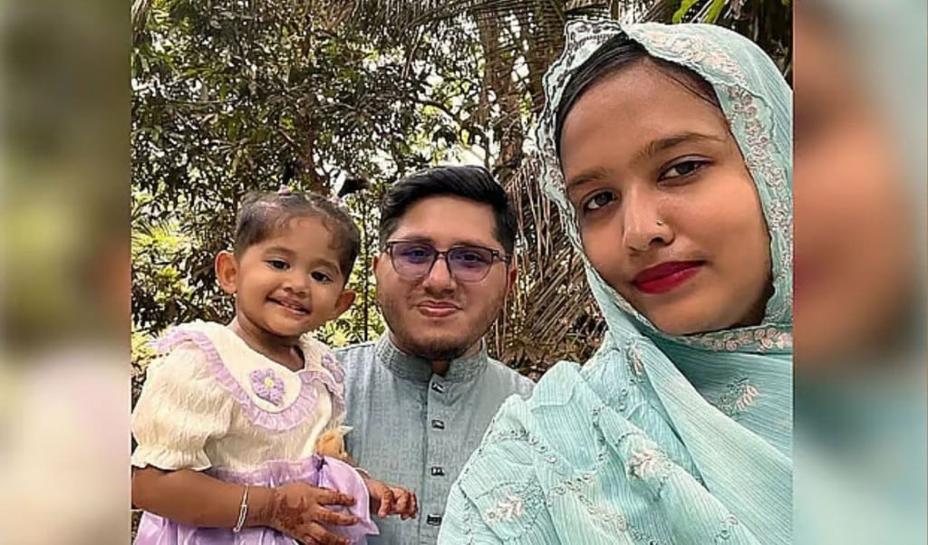 চট্টগ্রামে ট্রেনের ধাক্কায় তিনজন নিহত রেলওয়ের চারজন সাময়িক বরখাস্ত 1749209498 চট্টগ্রামে ট্রেনের ধাক্কায় তিনজন নিহত, রেলওয়ের চারজন সাময়িক বরখাস্ত