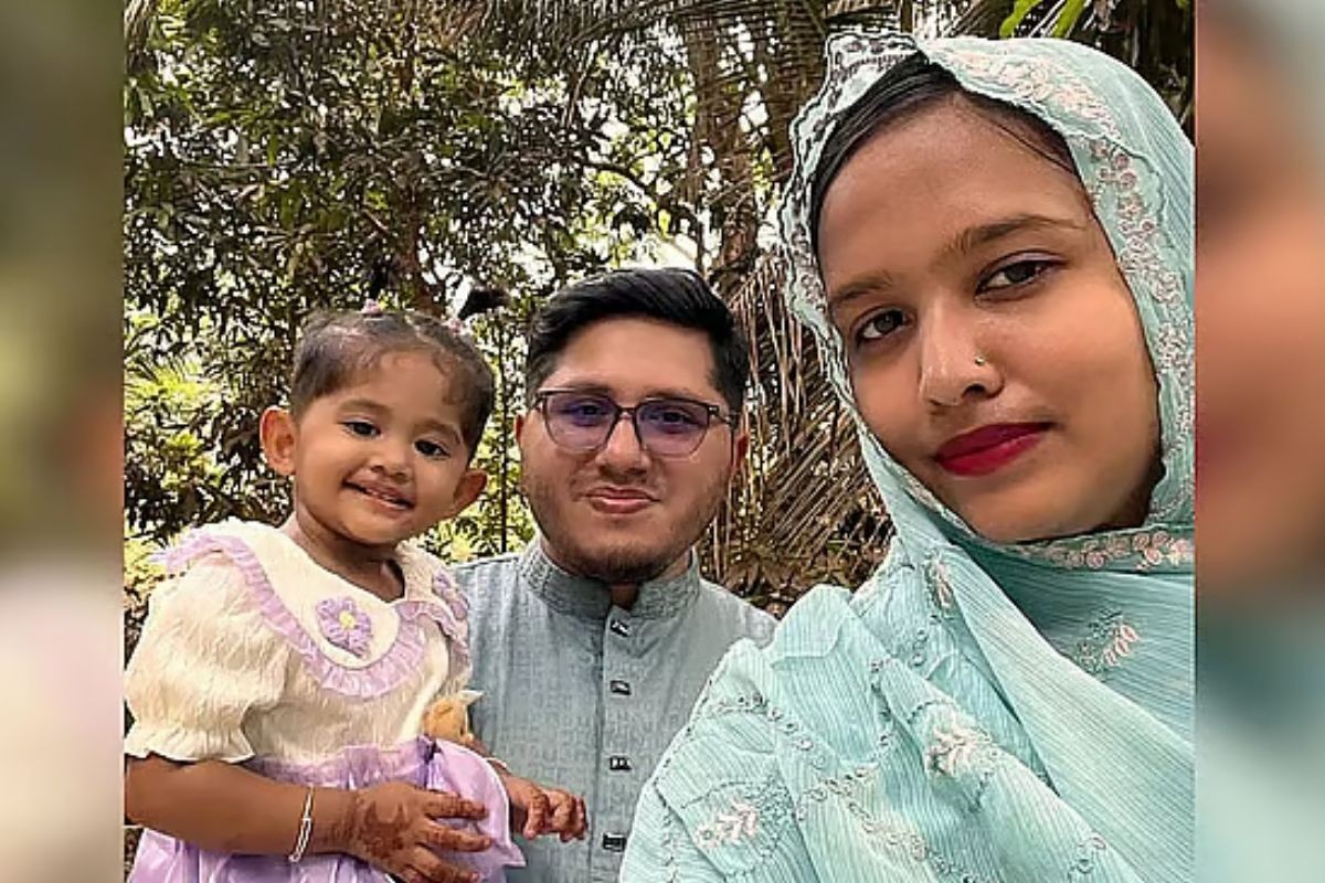চট্টগ্রামে ট্রেনের ধাক্কায় তিনজন নিহত, রেলওয়ের চারজন সাময়িক বরখাস্ত