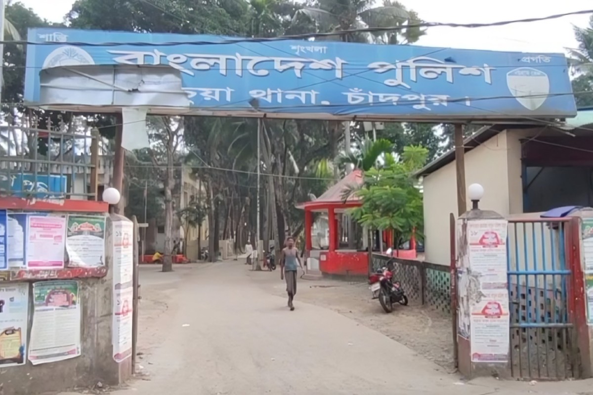 চাঁদপুরে ঘরে ঢুকে ৬৫ বছরের এক বৃদ্ধাকে কুপিয়ে হত্যা