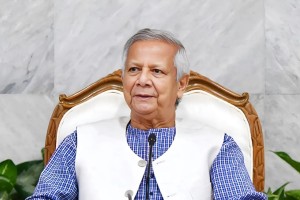 চারদিনের সফরে আজ যুক্তরাজ্যে যাচ্ছেন প্রধান উপদেষ্টা