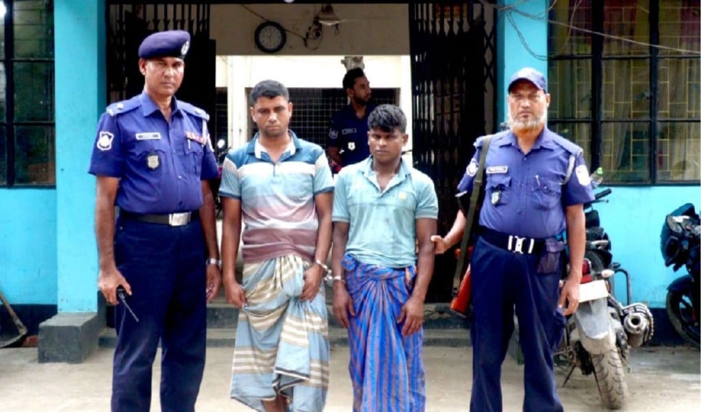 জামালপুরে চোরাই সাত গরুসহ আটক ২ 1749046927 জামালপুরে চোরাই সাত গরুসহ আটক ২