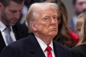 ট্রাম্প ‘মিনতি করেছিলেন’ যুদ্ধবিরতির জন্য