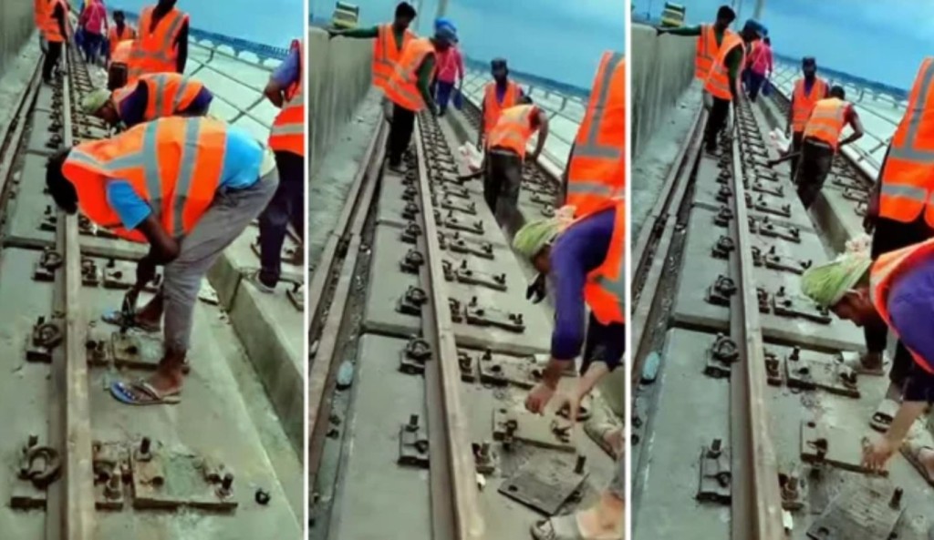 তুলে ফেলা হচ্ছে যমুনা সেতুর রেলপথ 1751024595 তুলে ফেলা হচ্ছে যমুনা সেতুর রেলপথ