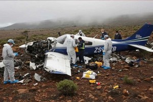 দক্ষিণ আফ্রিকায় বিমান বিধ্বস্ত, পাইলটসহ নিহত ৩