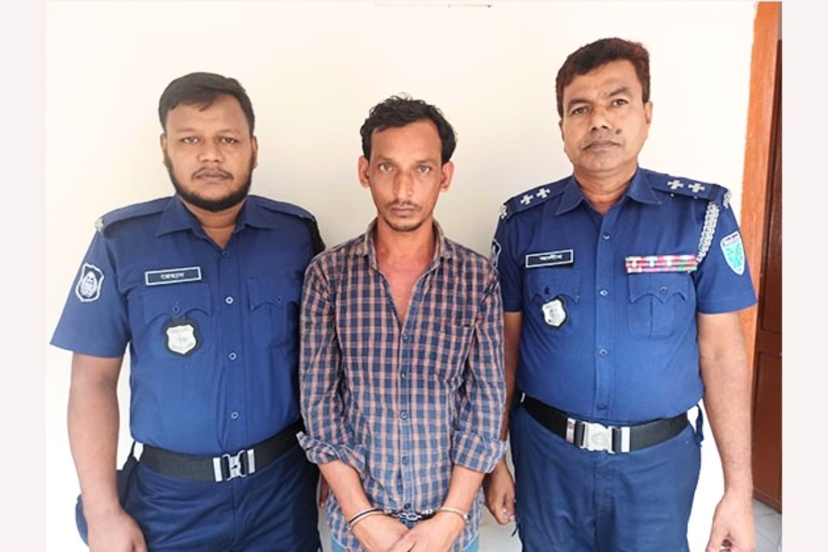 ধর্ষণে ব্যর্থ হয়ে শ্বাসরোধে স্কুলছাত্রীকে হত্যা, প্রতিবেশী গ্রেপ্তার