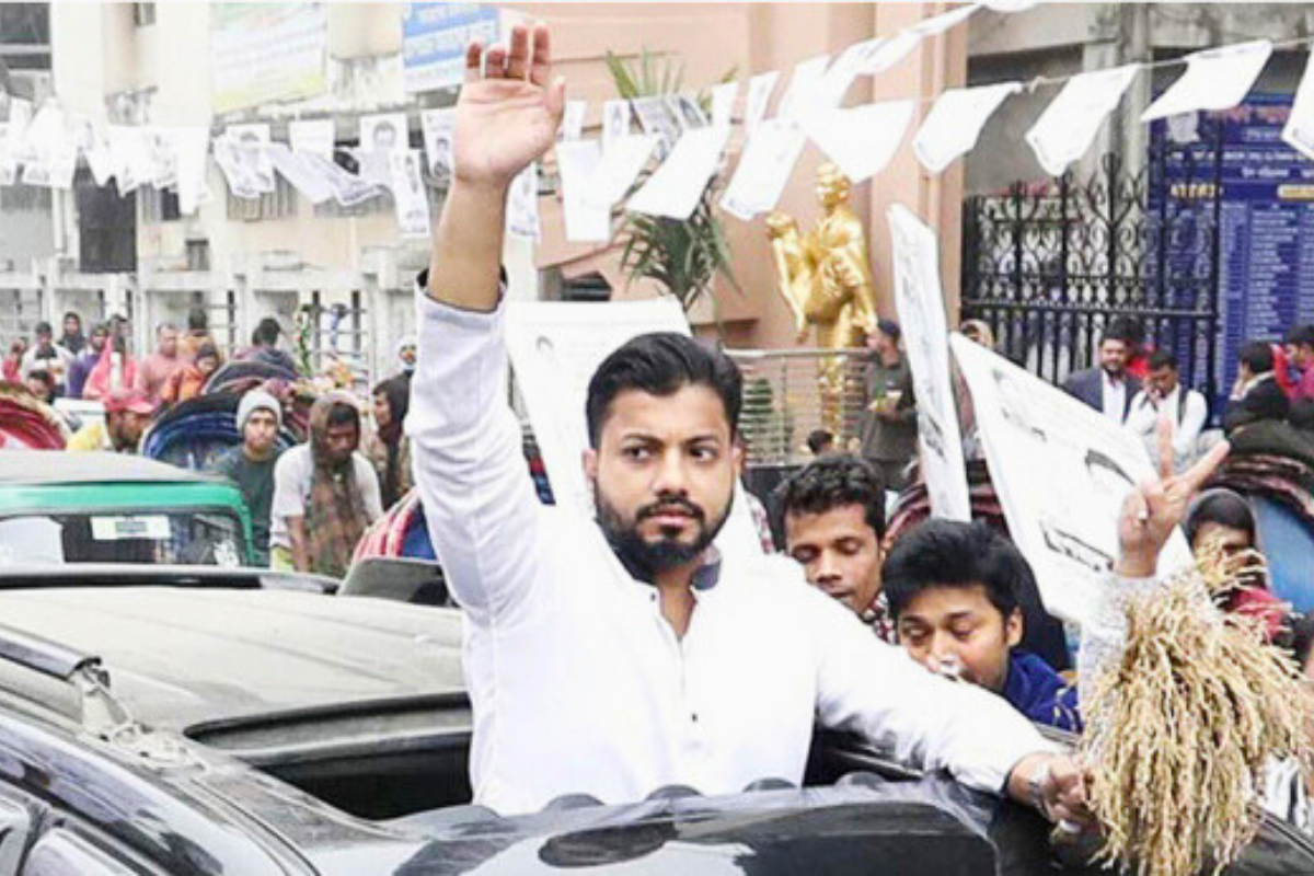 নিজে নিজে মেয়রের চেয়ারে বসার হুমকি দিলেন ইশরাক