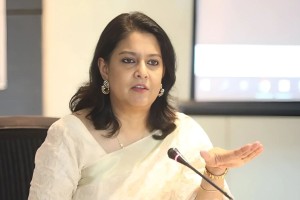 ‘মেয়াদোত্তীর্ণ গাড়ি সড়ক থেকে তুলে নেওয়া হবে’