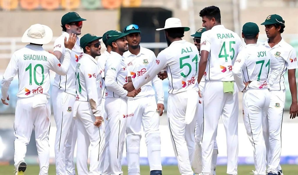 বাংলাদেশ দলের ১০ সদস্য শ্রীলঙ্কায় যাচ্ছেন আজ 1749700078 বাংলাদেশ দলের ১০ সদস্য শ্রীলঙ্কায় যাচ্ছেন আজ