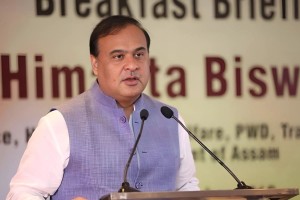 বাংলাদেশ–লাগোয়া ধুবড়িতে ‘দুষ্কৃতকারীদের’ দেখামাত্র গুলির নির্দেশ আসামের মুখ্যমন্ত্রীর