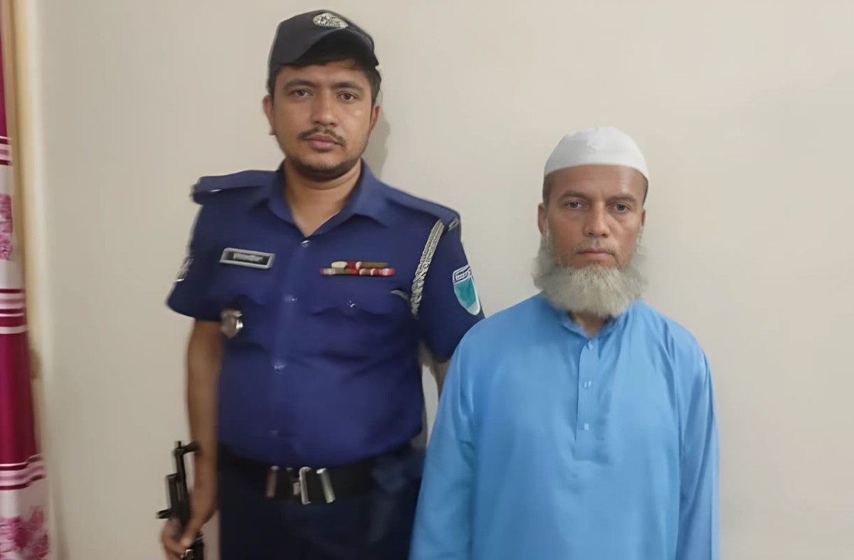 বাবাকে তাবলিগ জামাতে পাঠিয়ে অপহরণের নাটক দুই মেয়ের