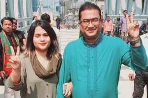 বাবার বিলাসবহুল গাড়িটি ফিরে পেতে চান সাবেক এমপি আনারের মেয়ে