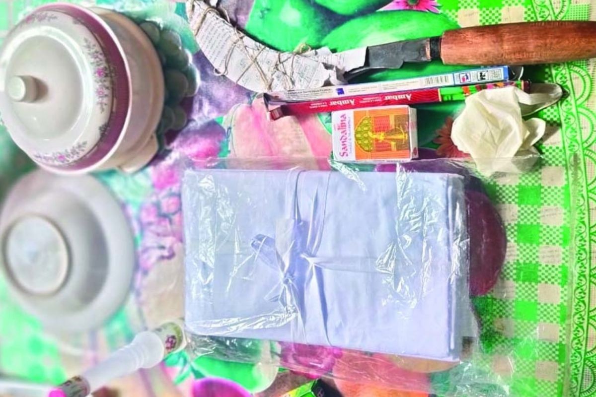 বিএনপি ও যুবদল নেতার বাড়িতে কাফনের কাপড়, দা, চিরকুট পাঠিয়ে হুমকি