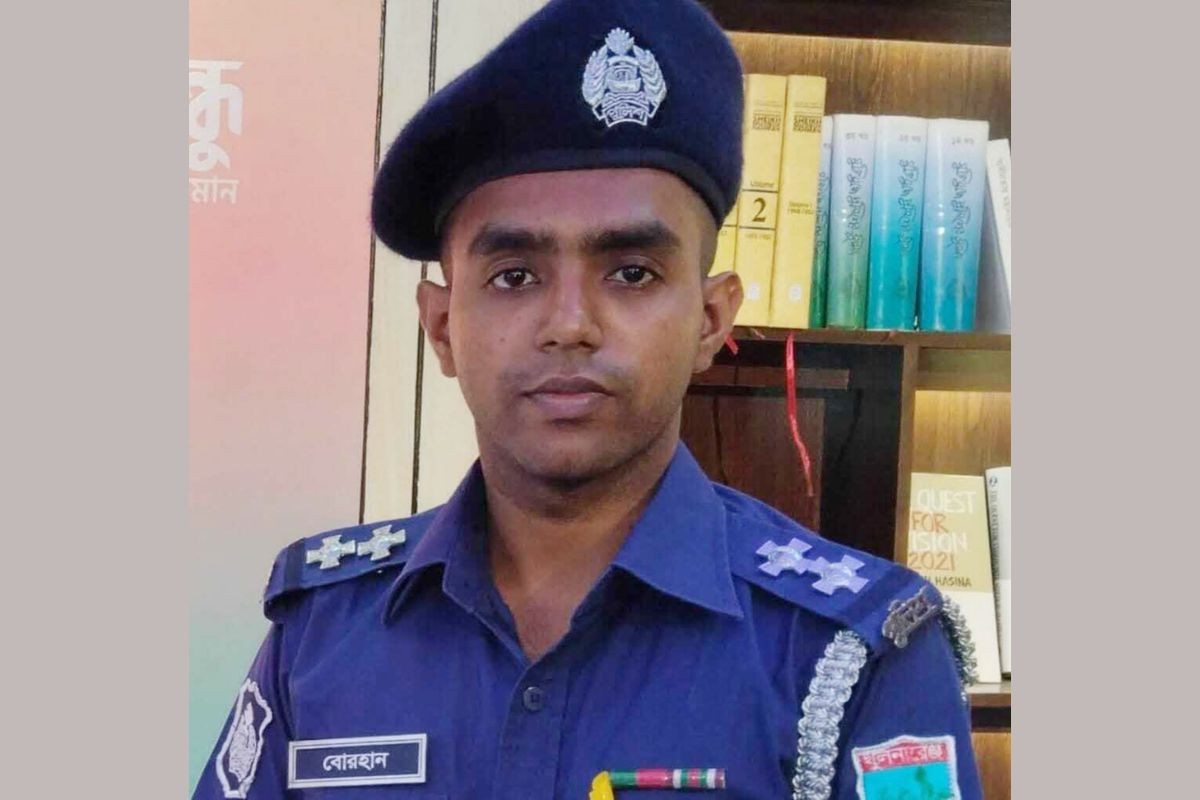 বোয়ালমারীতে সড়ক দুর্ঘটনায় পুলিশের উপপরিদর্শক নিহত