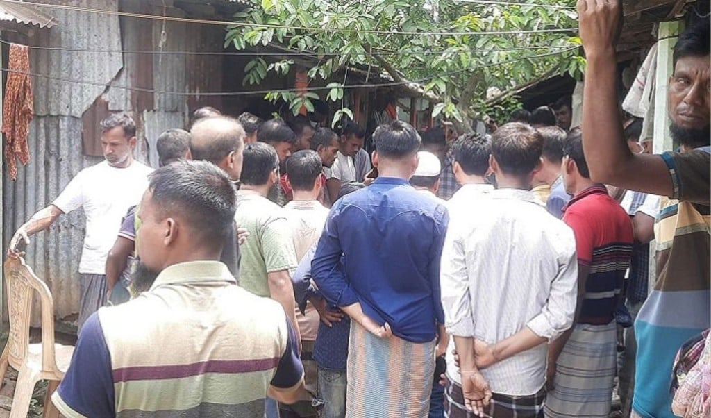 ভালুকায় তালাবদ্ধ ঘর থেকে নারীর অর্ধগলিত লাশ স্বামী পলাতক 1749448864 ভালুকায় তালাবদ্ধ ঘর থেকে নারীর অর্ধগলিত লাশ, স্বামী পলাতক