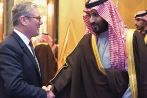 মধ্যপ্রাচ্য সংকট নিরসনে সৌদি যুবরাজকে ব্রিটিশ প্রধানমন্ত্রীর ফোন