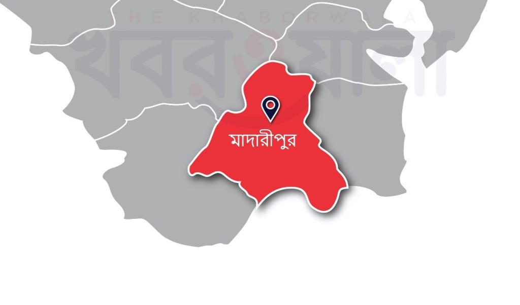 মাদারীপুরে জমি নিয়ে বিরোধের জেরে কৃষককে কুপিয়ে জখম 1750062022 মাদারীপুরে জমি নিয়ে বিরোধের জেরে কৃষককে কুপিয়ে জখম