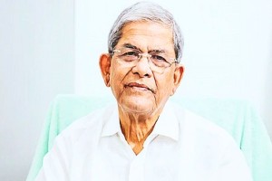 রাতে দেশে ফিরছেন মির্জা ফখরুল