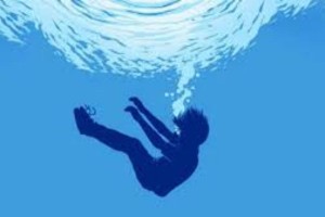 লক্ষ্মীপুরে পানিতে ডুবে চাচাতো ভাইবোনের মৃত্যু