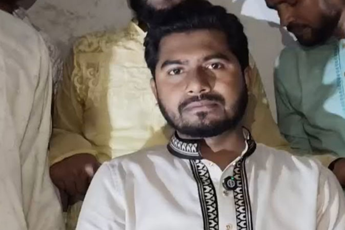 লড়াই করেই টিকে থাকতে হবে: নুর