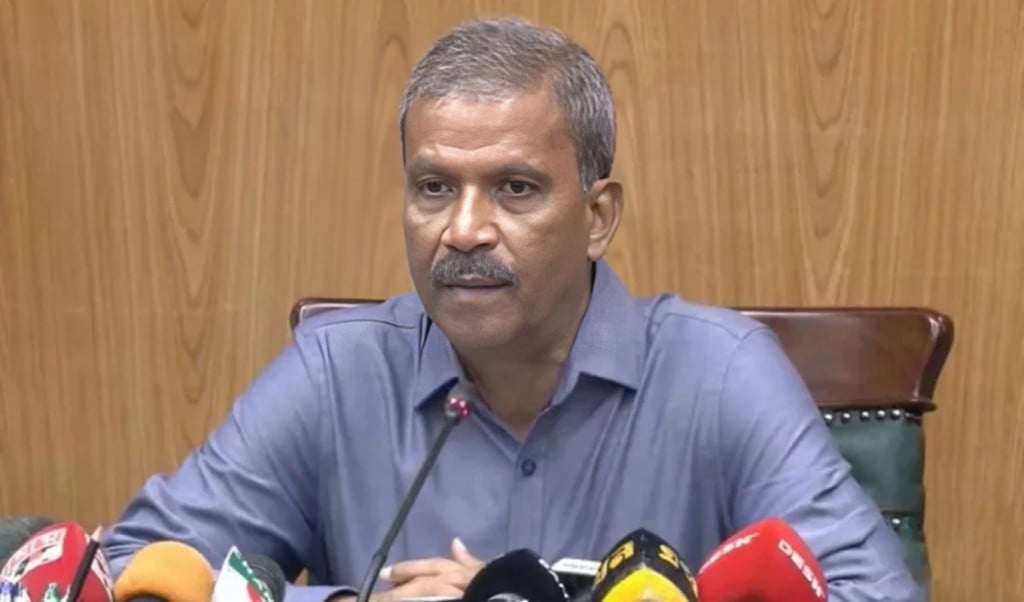 সচিবালয়ে আন্দোলনের নামে ‘সরকারি কাজে বাধা না দেওয়ার আহ্বান আইন উপদেষ্টার 1750058386 সচিবালয়ে আন্দোলনের নামে ‘সরকারি কাজে বাধা না দেওয়ার’ আহ্বান আইন উপদেষ্টার