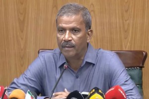 সচিবালয়ে আন্দোলনের নামে ‘সরকারি কাজে বাধা না দেওয়ার’ আহ্বান আইন উপদেষ্টার