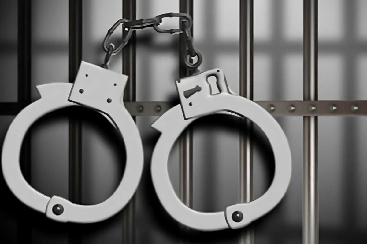 সারা দেশে পুলিশের বিশেষ অভিযানে গ্রেপ্তার ১৪৫২