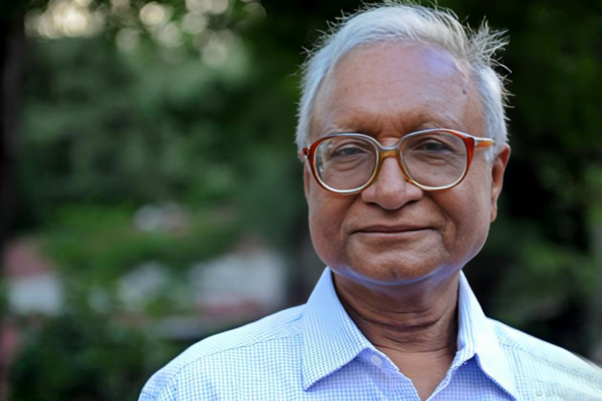 আমাদের আলোকবর্তিকা অধ্যাপক সিরাজুল ইসলাম চৌধুরীর জন্মদিনে গভীর প্রণতি